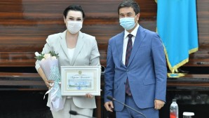 Шымкентте мәдениет қызметкерлері марапатқа ие болды
