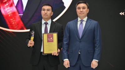 ​ШЫМКЕНТТЕ «ҮЗДІК ЖАСТАР – 2025» ПРЕМИЯСЫНЫҢ МАРАПАТТАУ РӘСІМІ ӨТТІ