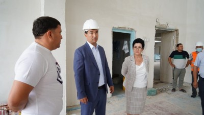 Ш.Мұқан мектептердегі күрделі жөндеу жұмыстарының барысымен танысты