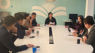 Университет пен мамандандырылған мектеп директорлары арасындағы ынтымақтастық туралы меморандум түзілді