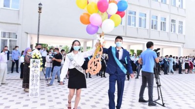 Шымкентте 10 мыңға жуық түлек алтын ұясымен қоштасты