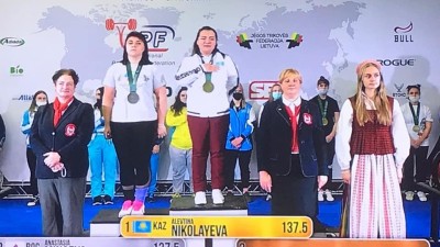 Пауэрлифтингшілер әлем чемпионатынан 11 жүлде жеңіп алды