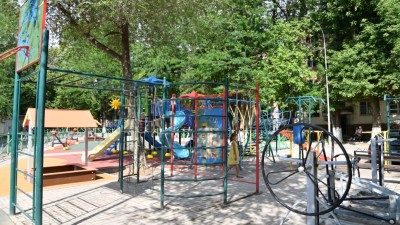 Биыл Абай ауданында 10 ойын алаңшасы салынады