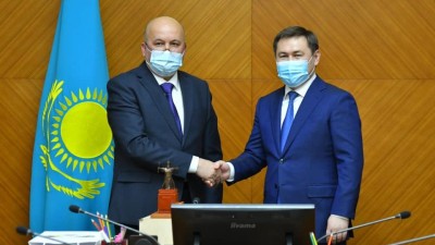 ​Шымкент әкімі Тәжікстан елшісімен кездесті