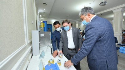Әйтенов елдегі жетекші компания өнімдерімен танысты