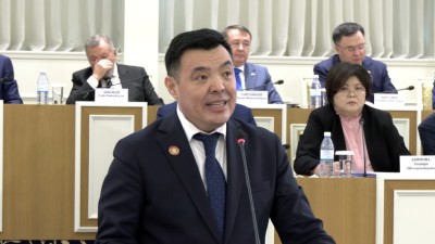 Председатель Республиканской коллегии адвокатов предложил закрепить в Конституции статус адвокатуры