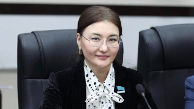 Конституцияда гуманитарлық бағыттағы құндылықтарды орнықтыруға маңыз берілген