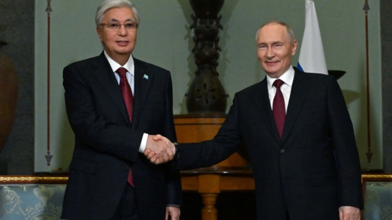 Мемлекет басшысы Қасым-Жомарт Тоқаев Ресей Президенті Владимир Путинмен кездесу өткізді