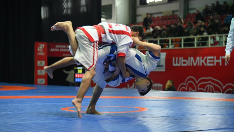 ҚАЗАҚ КҮРЕСІНЕН ШЫМКЕНТ ҚАЛАСЫ ӘКІМІНІҢ КУБОГЫ БӘСЕКЕСІ ӨТУДЕ