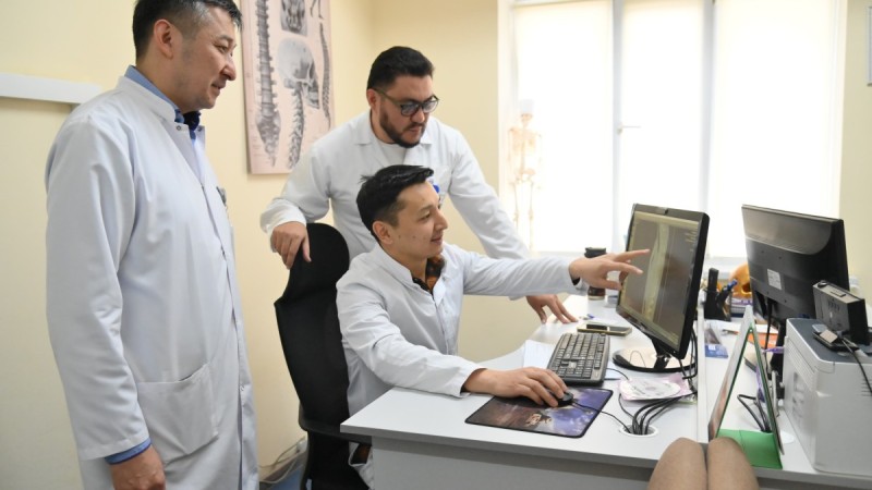 Шымкентте жоғары технологиялы нейрохирургиялық оталар қолжетімді бола түсті