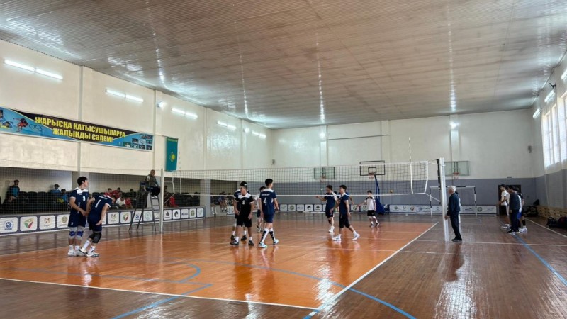 ЖАСТАР ПАТРИОТИЗМ МЕН САЛАУАТТЫ ӨМІР САЛТЫН ВОЛЕЙБОЛ АРҚЫЛЫ ДӘРІПТЕДІ