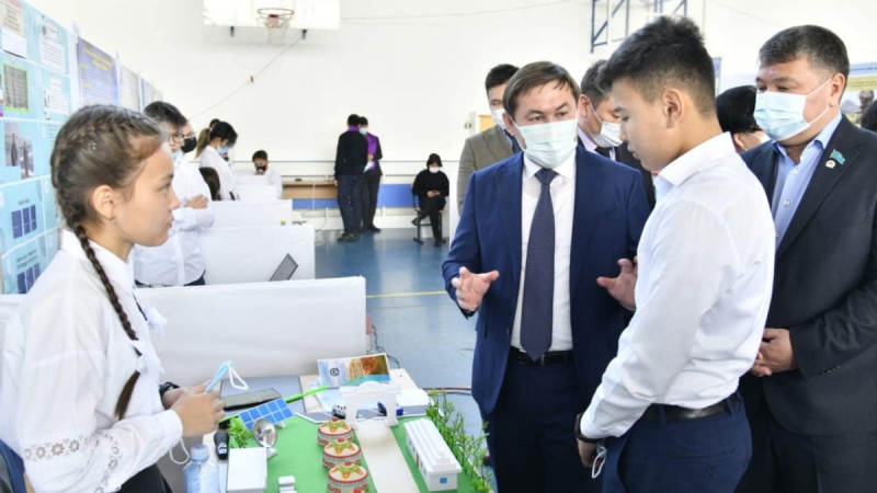 Шымкентте республикалық ғылыми жобалар конкурсы өтуде