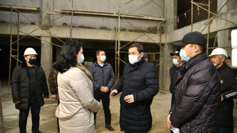 Шымкент әкімі мектеп құрылысымен танысты