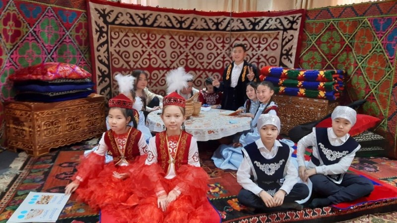 Ұлттық құндылықтар дәріптелді