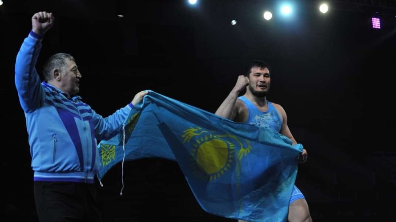 Әлімхан Сыздықов – Азия чемпионатының жеңімпазы