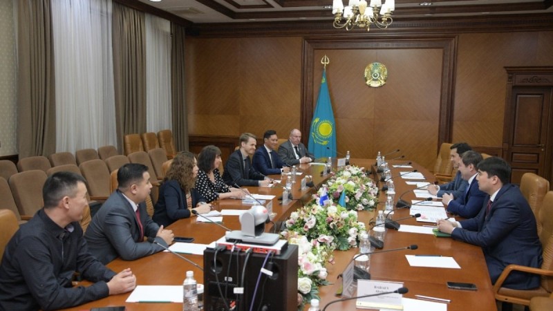 Қала әкімі Финляндияның Қазақстандағы төтенше және өкілетті елшісімен кездесті