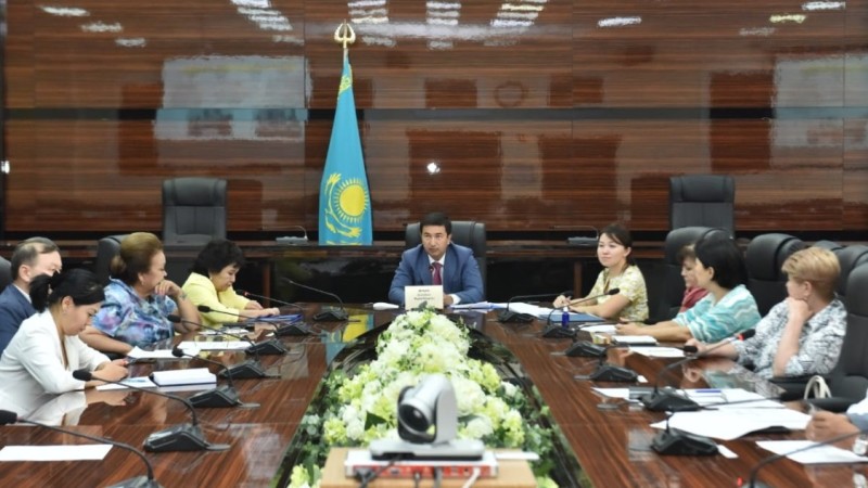 Шымкентте 3 мыңға жуық ана тұрақты жұмыспен қамтылды